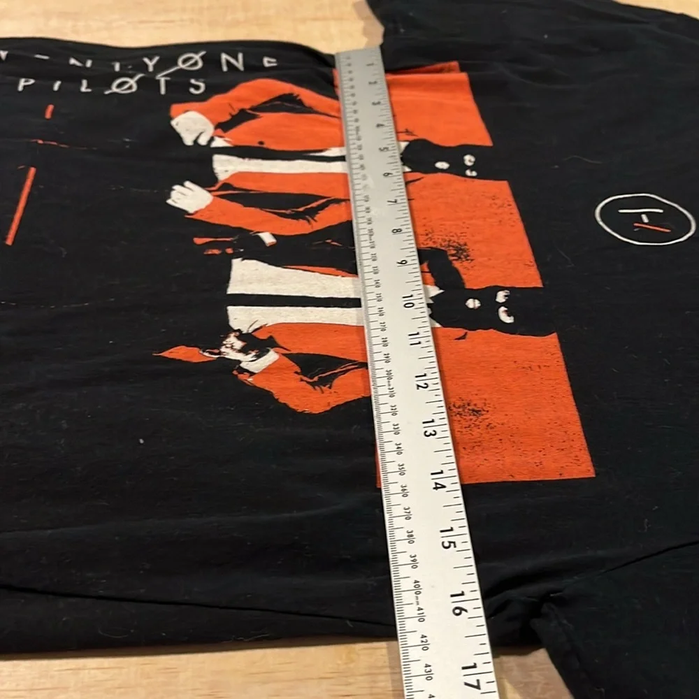 TwentyOne Pilots TOP 2016 Emotional Roadshow Official Tee - Picture 10 of 10